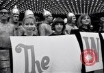 Immagine di Prima mondiale del film Il Signore della Guerra Detroit Michigan, 1965, secondo 25 filmato di repertorio 65675026620