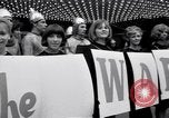 Immagine di Prima mondiale del film Il Signore della Guerra Detroit Michigan, 1965, secondo 26 filmato di repertorio 65675026620
