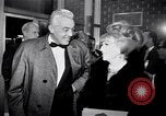 Immagine di Madame X premier Los Angeles California USA, 1966, secondo 16 filmato di repertorio 65675026622