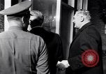 Immagine di Madame X premier Los Angeles California USA, 1966, secondo 30 filmato di repertorio 65675026622