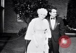 Immagine di Madame X premier Los Angeles California USA, 1966, secondo 36 filmato di repertorio 65675026622
