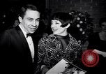 Immagine di Madame X premier Los Angeles California USA, 1966, secondo 58 filmato di repertorio 65675026622