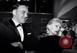Immagine di Madame X movie Premier Los Angeles California USA, 1966, secondo 24 filmato di repertorio 65675026623