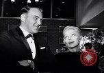 Immagine di Madame X movie Premier Los Angeles California USA, 1966, secondo 26 filmato di repertorio 65675026623