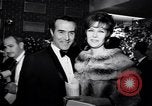 Immagine di Madame X movie Premier Los Angeles California USA, 1966, secondo 30 filmato di repertorio 65675026623