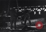 Immagine di Trave metallica Costruzione Pennsylvania United States USA, 1930, secondo 55 filmato di repertorio 65675026632
