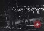 Immagine di Trave metallica Costruzione Pennsylvania United States USA, 1930, secondo 56 filmato di repertorio 65675026632