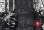 Standbild Empire State Building New York City USA, 1930, aus Sekunde 39 historischem Filmmaterial Videoclip 65675026640