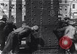Standbild Empire State Building New York City USA, 1930, aus Sekunde 45 historischem Filmmaterial Videoclip 65675026640