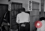 Image Peuple japonais Japon, 1952, de la seconde 22 séquences d'archives historiques vidéo 65675026679