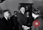 Image Des diplomates japonais se rendent aux États-Unis en 1952 United States USA, 1952, de la seconde 34 séquences d'archives historiques vidéo 65675026683