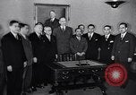 Image Des diplomates japonais se rendent aux États-Unis en 1952 United States USA, 1952, de la seconde 42 séquences d'archives historiques vidéo 65675026683