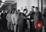 Image Des diplomates japonais se rendent aux États-Unis en 1952 United States USA, 1952, de la seconde 59 séquences d'archives historiques vidéo 65675026683