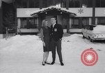Immagine di Moda invernale Vermont United States USA, 1964, secondo 8 filmato di repertorio 65675026688