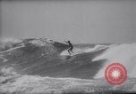 Standbild Joe Cabell Makaha Beach Hawaii USA, 1964, aus Sekunde 15 historischem Filmmaterial Videoclip 65675026689