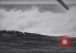 Standbild Joe Cabell Makaha Beach Hawaii USA, 1964, aus Sekunde 43 historischem Filmmaterial Videoclip 65675026689