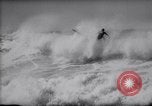 Standbild Joe Cabell Makaha Beach Hawaii USA, 1964, aus Sekunde 45 historischem Filmmaterial Videoclip 65675026689