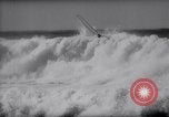 Standbild Joe Cabell Makaha Beach Hawaii USA, 1964, aus Sekunde 47 historischem Filmmaterial Videoclip 65675026689