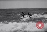 Standbild Joe Cabell Makaha Beach Hawaii USA, 1964, aus Sekunde 54 historischem Filmmaterial Videoclip 65675026689