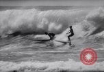 Standbild Joe Cabell Makaha Beach Hawaii USA, 1964, aus Sekunde 58 historischem Filmmaterial Videoclip 65675026689