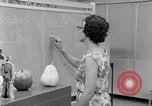 Standbild Head Start Familien United States USA, 1966, aus Sekunde 57 historischem Filmmaterial Videoclip 65675026698