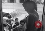 Standbild Operation Head Start Lehrer besucht eine Familie United States USA, 1966, aus Sekunde 11 historischem Filmmaterial Videoclip 65675026699