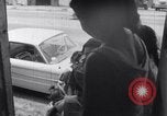 Standbild Operation Head Start Lehrer besucht eine Familie United States USA, 1966, aus Sekunde 13 historischem Filmmaterial Videoclip 65675026699