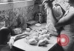 Standbild Operation Head Start Lehrer besucht eine Familie United States USA, 1966, aus Sekunde 21 historischem Filmmaterial Videoclip 65675026699