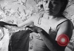 Standbild Operation Head Start Lehrer besucht eine Familie United States USA, 1966, aus Sekunde 26 historischem Filmmaterial Videoclip 65675026699