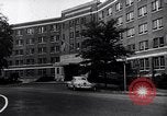 Standbild Babys im Kinderzimmer Morristown New Jersey USA, 1957, aus Sekunde 29 historischem Filmmaterial Videoclip 65675026700