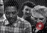 Standbild junge Männer der verschiedenen sozialen und wirtschaftlichen Klassen Madison New Jersey USA, 1957, aus Sekunde 30 historischem Filmmaterial Videoclip 65675026701