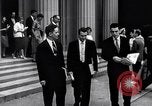 Standbild junge Männer der verschiedenen sozialen und wirtschaftlichen Klassen Madison New Jersey USA, 1957, aus Sekunde 60 historischem Filmmaterial Videoclip 65675026701