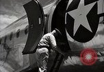 Standbild 1 Jahrestag Japan Bombardierung Insel Tinian Marianen, 1945, aus Sekunde 16 historischem Filmmaterial Videoclip 65675026707