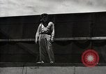 Standbild 1 Jahrestag Japan Bombardierung Insel Tinian Marianen, 1945, aus Sekunde 21 historischem Filmmaterial Videoclip 65675026708