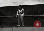 Standbild 1 Jahrestag Japan Bombardierung Insel Tinian Marianen, 1945, aus Sekunde 24 historischem Filmmaterial Videoclip 65675026708