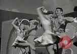 Standbild 1 Jahrestag Japan Bombardierung Insel Tinian Marianen, 1945, aus Sekunde 4 historischem Filmmaterial Videoclip 65675026711