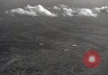 Standbild B-29 Indien, 1944, aus Sekunde 40 historischem Filmmaterial Videoclip 65675026712