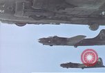 Standbild USAAF Bombenabwürfe Szenen in Zweiten Weltkrieg Omaha Nebraska United States USA, 1963, aus Sekunde 55 historischem Filmmaterial Videoclip 65675026715