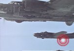 Standbild USAAF Bombenabwürfe Szenen in Zweiten Weltkrieg Omaha Nebraska United States USA, 1963, aus Sekunde 57 historischem Filmmaterial Videoclip 65675026715