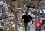 Standbild erfasst Munition Vietnam, 1968, aus Sekunde 47 historischem Filmmaterial Videoclip 65675026722