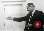 Immagine di William Fulbright J Washington DC USA, 1969, secondo 27 filmato di repertorio 65675026727