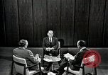 Immagine di William Fulbright J Washington DC USA, 1969, secondo 47 filmato di repertorio 65675026727