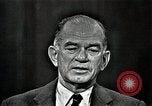 Immagine di William Fulbright J United States USA, 1966, secondo 31 filmato di repertorio 65675026730
