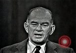 Immagine di William Fulbright J United States USA, 1966, secondo 37 filmato di repertorio 65675026730