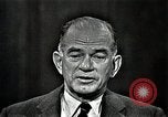 Immagine di William Fulbright J United States USA, 1966, secondo 43 filmato di repertorio 65675026730