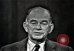 Immagine di William Fulbright J United States USA, 1966, secondo 44 filmato di repertorio 65675026730