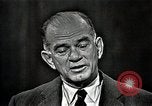Immagine di William Fulbright J United States USA, 1966, secondo 59 filmato di repertorio 65675026730
