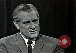 Immagine di Il senatore Fullbright United States USA, 1966, secondo 24 filmato di repertorio 65675026731