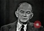 Immagine di Il senatore Fullbright United States USA, 1966, secondo 35 filmato di repertorio 65675026731