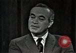 Immagine di Il senatore Fullbright United States USA, 1966, secondo 8 filmato di repertorio 65675026732